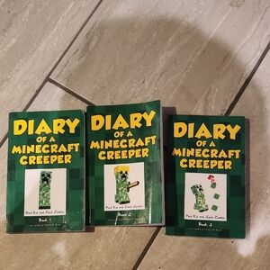 Diary of a Minecraft Creeper Book Set